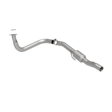 Load image into Gallery viewer, MagnaFlow 2007 Chevrolet Silverado 2500 HD Classic 6.0L Direct Fit Converter - 5451642