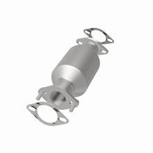 Load image into Gallery viewer, MagnaFlow 11-12 Sedona 3.5L Underbody Direct Fit Converter - 52874