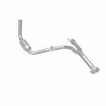 Load image into Gallery viewer, MagnaFlow Direct Fit Catalytic Converter 2004 Liberty D/S frt OEM - 49582