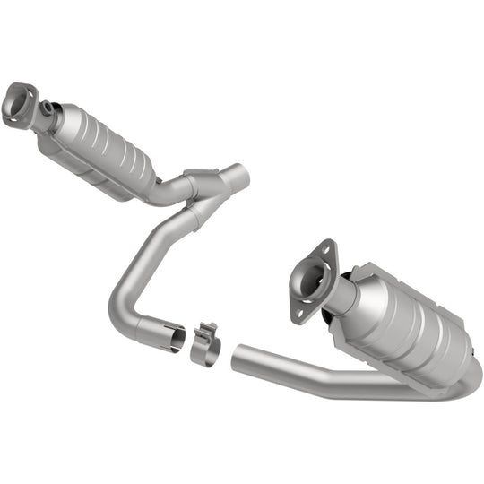 MagnaFlow Direct Fit Catalytic Conv 05-06 Dodge Dakota/2006 Mitsubishi Raider 3.7L Y-Pipe Assembly - 49462