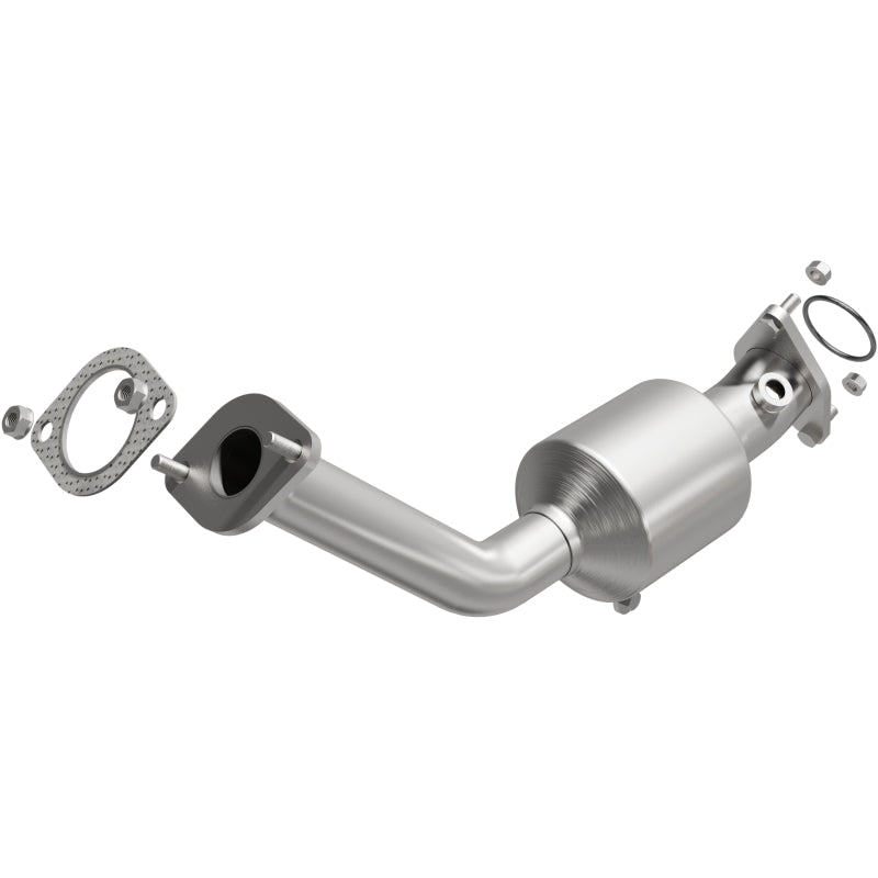 MagnaFlow Direct Fit Catalytic Converter 18-21 Infiniti Q50 3.0L - 6571415