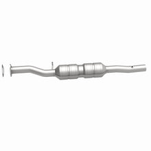 Load image into Gallery viewer, MagnaFlow Direct Fit Catalytic Converter Ford Excursion 00-02 5.4L - 55324