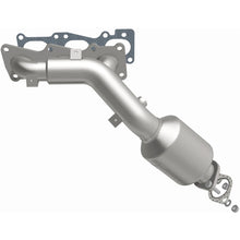 Load image into Gallery viewer, MagnaFlow Direct Fit Catalytic Converter 10-12 Hyundai Genesis 3.8L - 51712