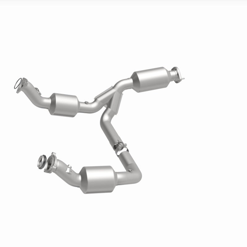 MagnaFlow 2021 Chevrolet Express 2500 4.3L Underbody Direct-Fit Catalytic Converter - 280429