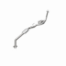 Load image into Gallery viewer, MagnaFlow 98-00 Toyota Sienna 3.0L Direct Fit Converter - 447163