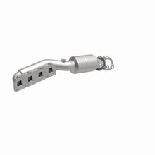 Load image into Gallery viewer, MagnaFlow Direct Fit Catalytic Converter 02-04 Volkswagen Passat 4.0L - 452796