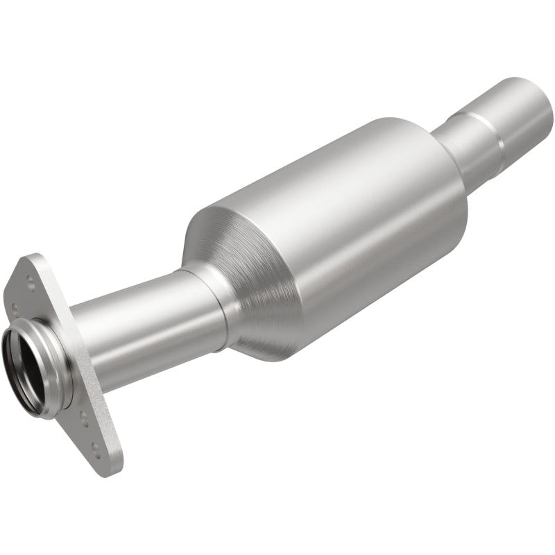 MagnaFlow GM Passenger car CA Direct Fit Converter - 3322431