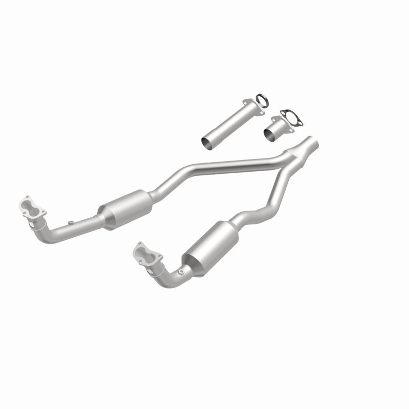 MagnaFlow Direct Fit Catalytic Converter 90-93 Land Rover Range Rover 3.9L V8 - 3391821