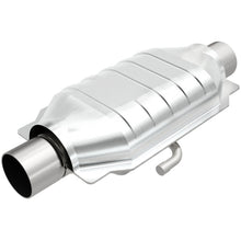 Load image into Gallery viewer, MagnaFlow Universal Converter 3in - 3322019