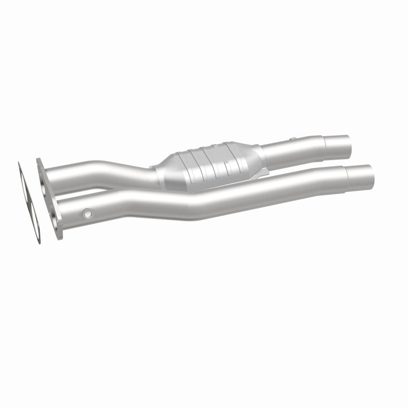 MagnaFlow 96-99 Chevy C2500 Suburban 7.4L Direct Fit Converter - 4451471