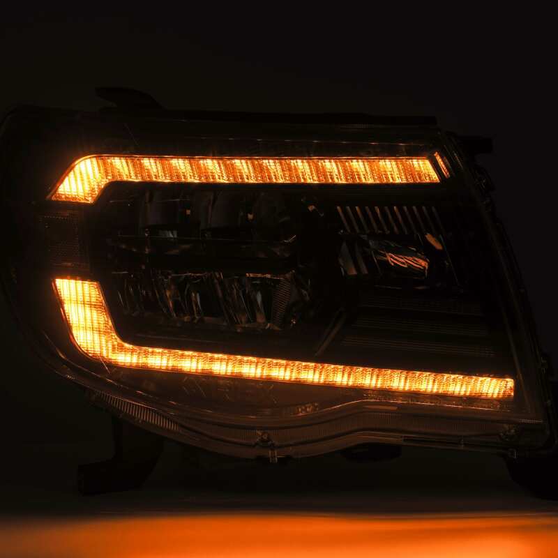 AlphaRex 05-11 Toyota Tacoma LUXX Crystal Headlights Plank Style Chrome w/Activation Light/DRL - 880734