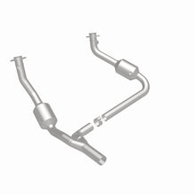 Load image into Gallery viewer, MagnaFlow 10-11 Jeep Wrangler 3.8L OEM Direct-Fit Catalytic Converter - 21-458