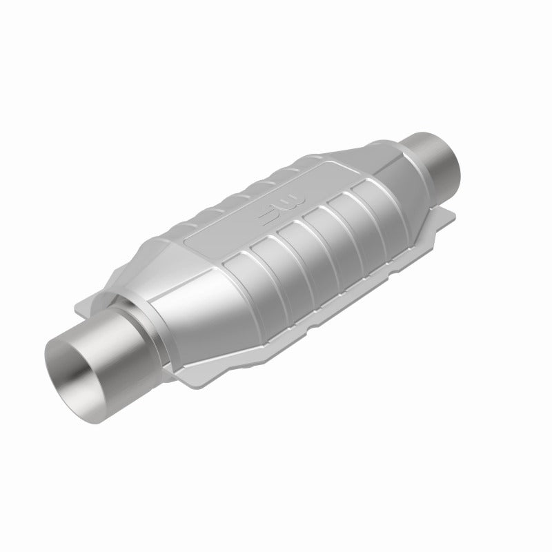 MagnaFlow Conv Univ 2.5in Inlet/Outlet Center/Center Oval 12in Body L x 6.5in W x 16in Overall L - 51006