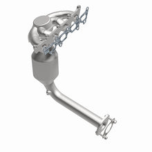 Load image into Gallery viewer, MagnaFlow 12-13 500 L4 1.4 OEM Manifold Direct Fit Converter - 22-060