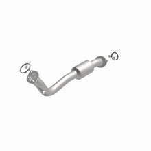 Load image into Gallery viewer, MagnaFlow Direct Fit Catalytic Converter 13-15 RAV4 2.5 Underbody - 52543