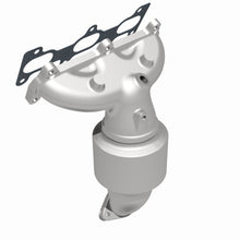 Load image into Gallery viewer, MagnaFlow DF Cat. Conv05-06 Hyundai Santa Fe/05-09 Tucson / 05-08 Kia Sportage D/S Manifold - 50675