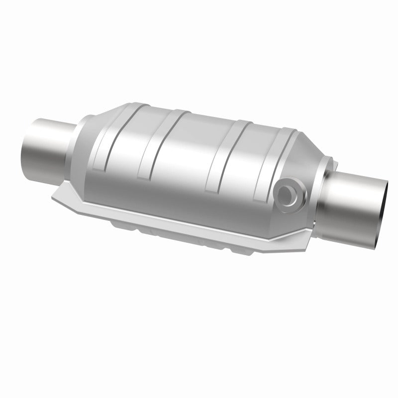 MagnaFlow Universal Catalytic Converter 2.25 w/ single O2 OEM - 51135