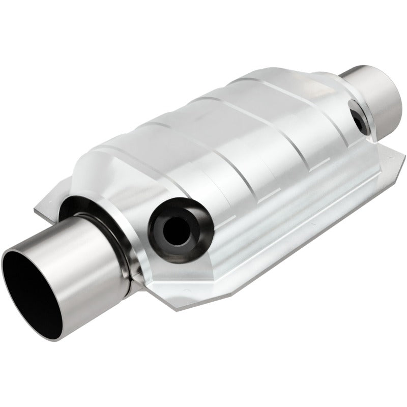 MagnaFlow Universal Catalytic Converter 2.25 W/Dual O2 Boss - 91065