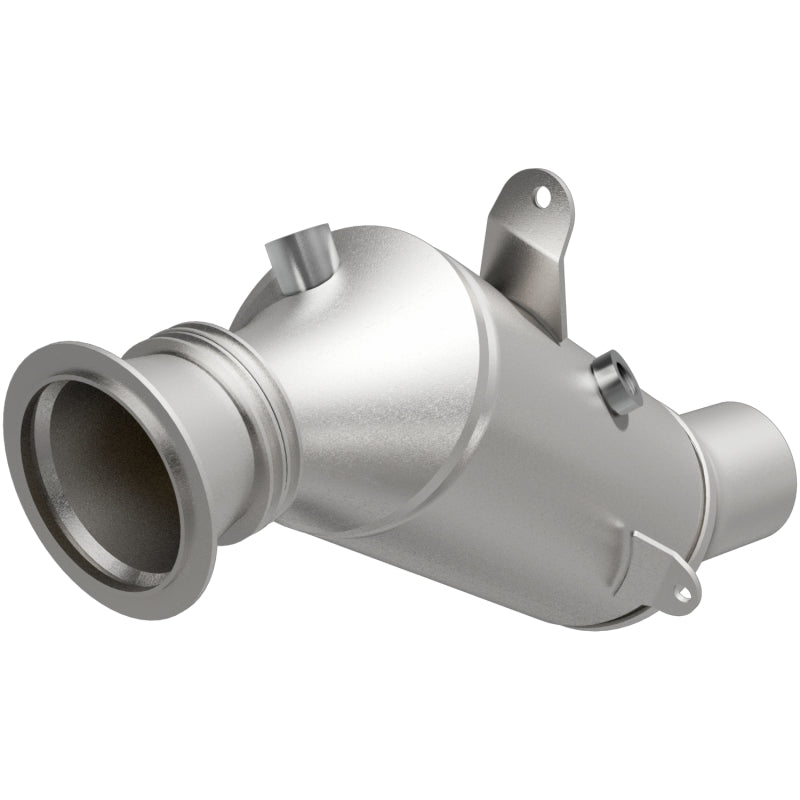 MagnaFlow Direct Fit Catalytic Converter 2015 BMW 640i/740i Underbody - 52254