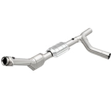Load image into Gallery viewer, MagnaFlow Direct Fit Catalytic Converter 00-04 Ford E150 4.6L Passenger Side - 51692