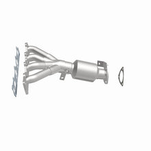 Load image into Gallery viewer, MagnaFlow Direct Fit Catalytic Converter 06 Pontiac G6 2.4L - 50304