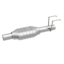 Load image into Gallery viewer, MagnaFlow Conv Dir Fit B1500/2500/3500 94-97 - 23292