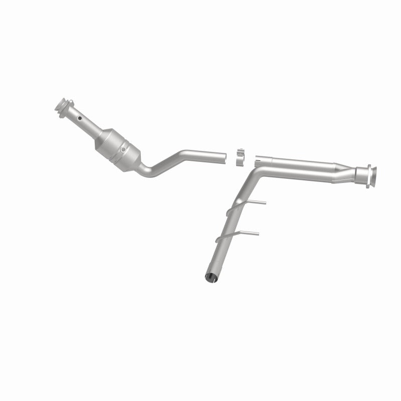 MagnaFlow Direct Fit Catalytic Converter 2011-2014 F-150 3.7L Underbody - 52156