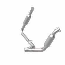 Load image into Gallery viewer, MagnaFlow 2006 Dodge Ram 1500 5.7L Direct Fit Converter - 5451711