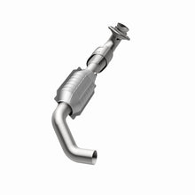 Load image into Gallery viewer, MagnaFlow Direct Fit Catalytic Converter 04-06 F-150 Pickup 5.4L 2WD D/S - 93664