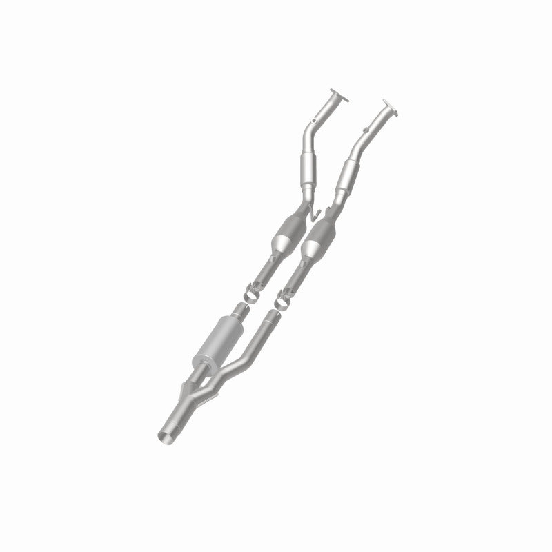 MagnaFlow Direct Fit Catalytic Converter California Grade 06-09 Audi A3 Quattro 3.2L - 5461873