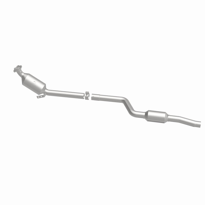 MagnaFlow 2011 C300 V6 3 OEM Underbody Direct Fit Converter - 21-437