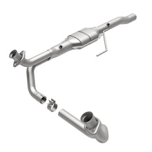 Load image into Gallery viewer, MagnaFlow Direct Fit Catalytic Converter 01 Dodge Ram 1500 - 51149