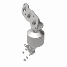 Load image into Gallery viewer, MagnaFlow Direct Fit Catalytic Converter 07-09 Mitsu Outlander 3.0L - 51771