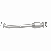 Load image into Gallery viewer, MagnaFlow 05-17 Nissan Frontier 4.0L Direct Fit Converter - 5592670
