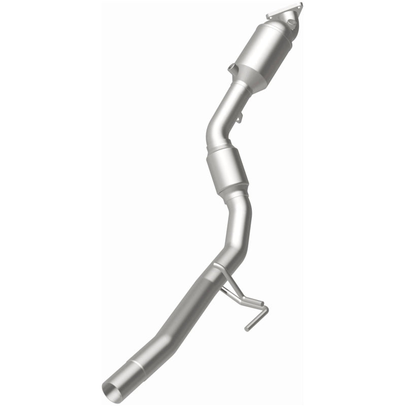 MagnaFlow Direct Fit Catalytic Converter 11-15 Volkswagen Touareg V6 3.6 OEM Underbody - 52411