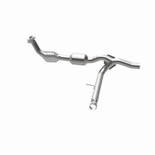 Load image into Gallery viewer, MagnaFlow 04-06 F-150 V8 4.6 OEM Underbody Direct Fit Converter - 52450