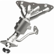 Load image into Gallery viewer, MagnaFlow OEM Grade 12-17 Toyota Prius C Federal / EPA Compliant Manifold Catalytic Converter - 52441