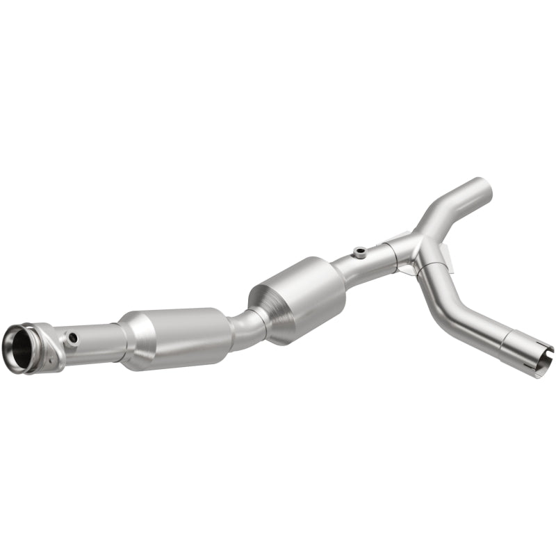 MagnaFlow 2007 Ford E-150 4.6L Direct Fit Converter - 5582310