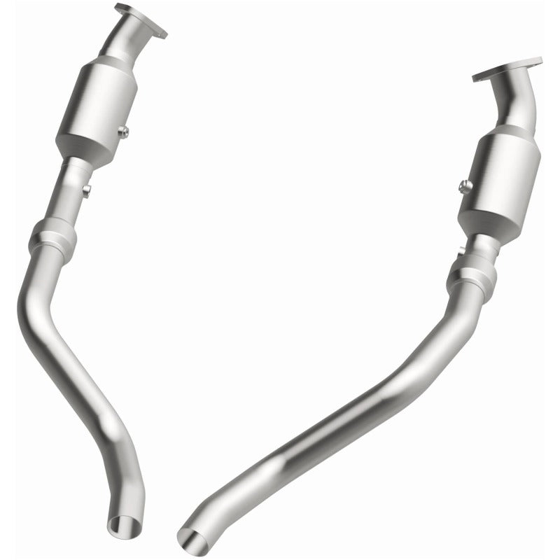 MagnaFlow Conv D/F 05- 300C/Magnum 5.7 w/cats - 16421