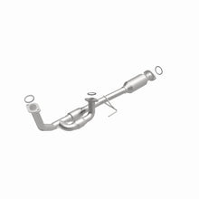 Load image into Gallery viewer, MagnaFlow Direct Fit Catalytic Converter California Grade CARB Compliant 95-97 Toyota Avalon - 4481892