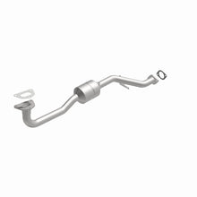 Load image into Gallery viewer, MagnaFlow Direct Fit Catalytic Converter 04-05 Subaru Legacy / Outback 2.5L - 51875