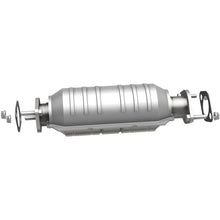 Load image into Gallery viewer, MagnaFlow Direct Fit Catalytic Converter 06-10 Kia Rio 1.6L Rear - 49653