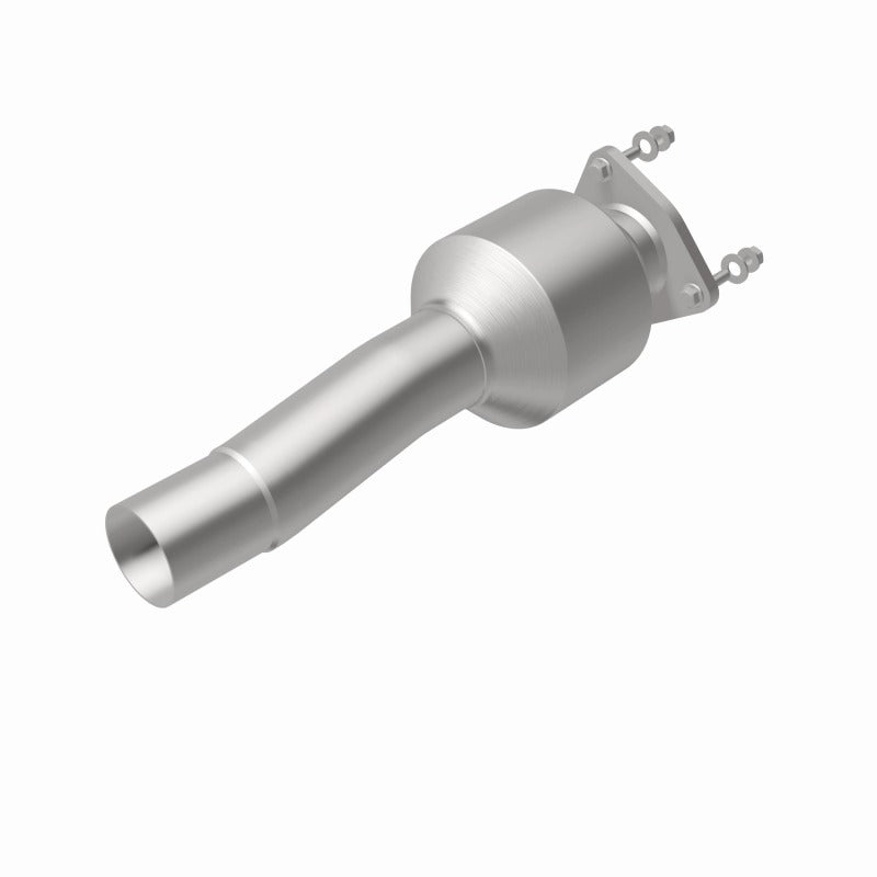 MagnaFlow 15-17 Discovery Sport L4 2 OEM Underbody Direct Fit Converter - 21-538