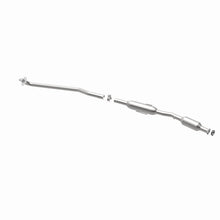 Load image into Gallery viewer, MagnaFlow Direct Fit Catalytic Converter 98-02 Chevrolet Prizm 1.8L / 98-02 Toyota Corolla 1.8L - 51128