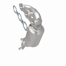Load image into Gallery viewer, MagnaFlow DF Catalytic Converter Federal Frt SS 2007 Chrysler Pacifica Base/Limited/Touring 4.0L/241 - 51480