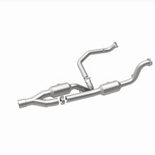 Load image into Gallery viewer, Magnaflow 15-16 Ram 2500 6.4L California Grade CARB Compliant DF Catalytic Converter - 5551513