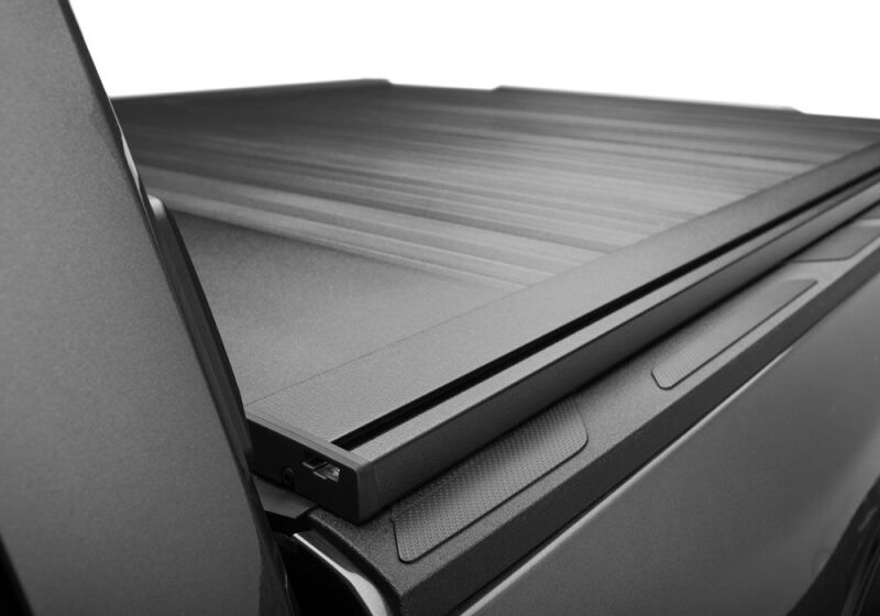 Retrax 16-23 Nissan Titan King Cab 6.5ft. Bed (w or w/o Utilitrack) Retrax EQ - EQ0752