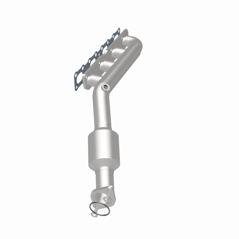 MagnaFlow 2004 Nissan Titan 5.6L Direct Fit Converter - 4583381