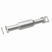 Load image into Gallery viewer, MagnaFlow Direct Fit Catalytic Converter Ford 83 85 - 23352