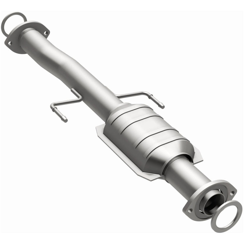 MagnaFlow Direct Fit Catalytic Converter 02-03 Toyota Tacoma 2.4L - 23757